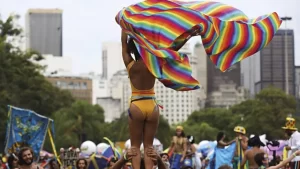 Carnaval no Rio de Janeiro: Confira os blocos desta segunda-feira (3)