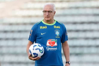 Dorival Júnior, técnico da seleção brasileira