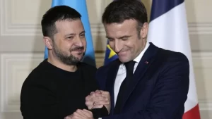 França presta apoio à Ucrânia após EUA anunciar suspensão do compartilhamento de inteligência