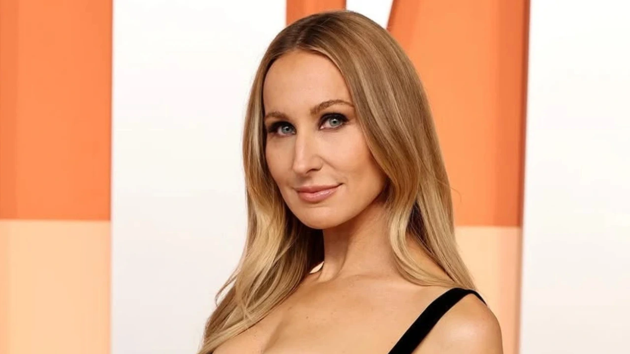 A comediante Nikki Glaser no Oscar de 2025