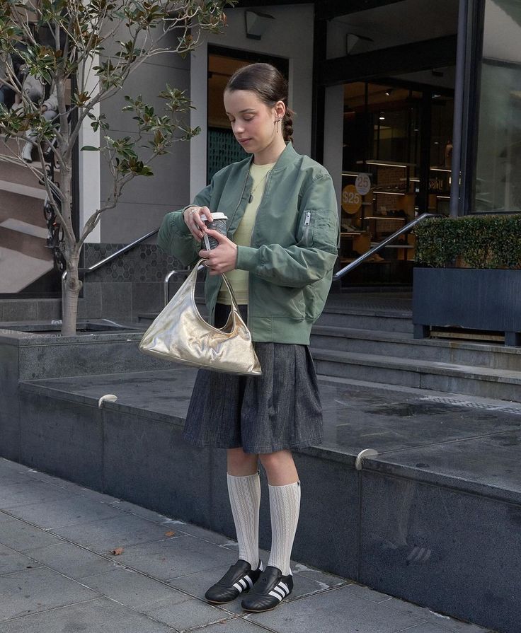 Tênis slip-on: tendência de estilo e conforto que promete dominar 2025 Tênis slip-on