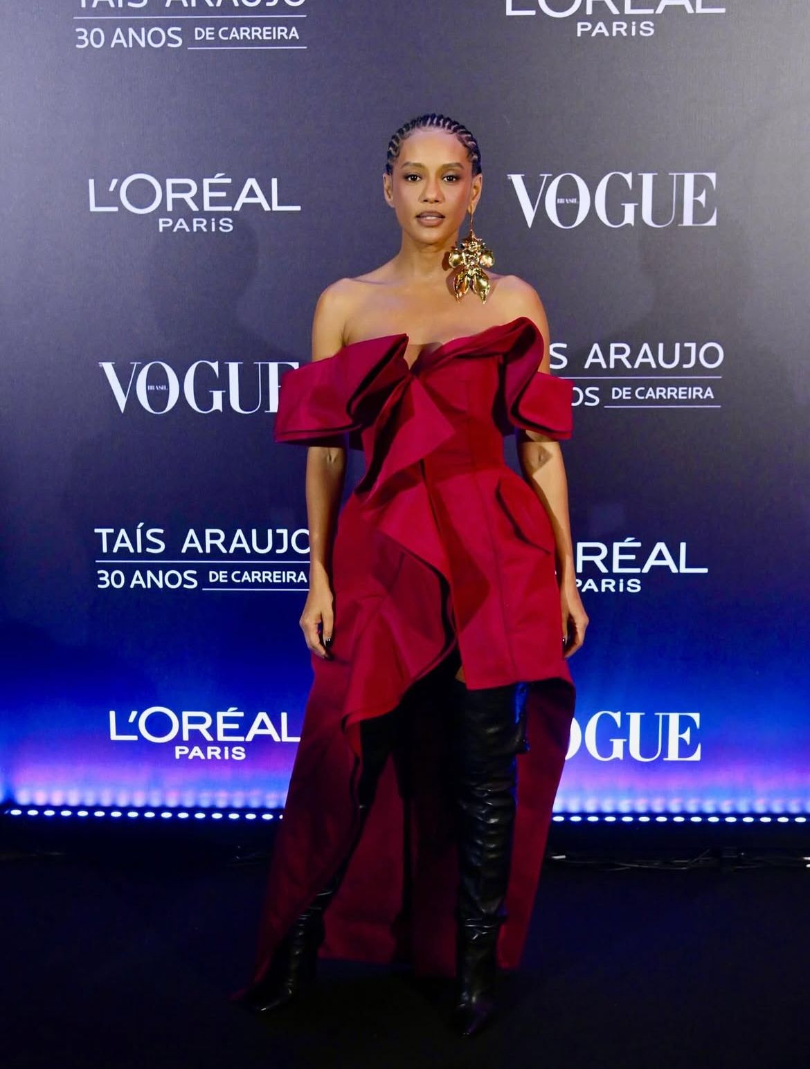 Taís Araujo celebra trajetória e reinventa estilos