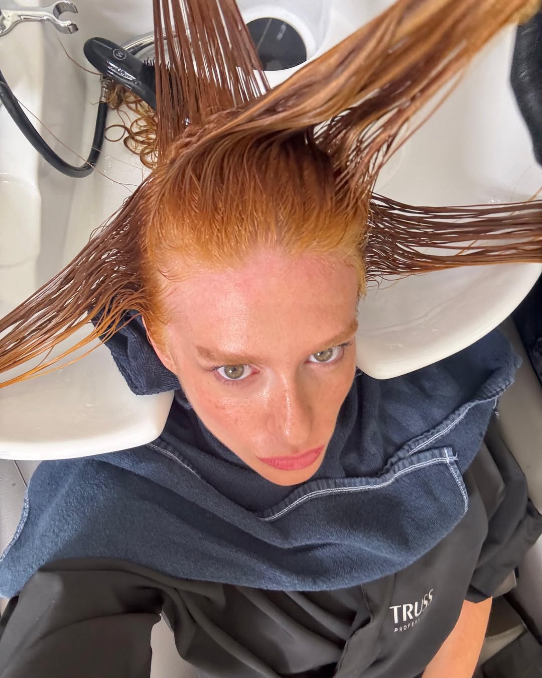 Entre antibiótico e gatos: Marina Ruy Barbosa mostra lado íntimo após Festival de Cannes Entre antibiótico e gatos: Marina Ruy Barbosa mostra lado íntimo após Festival de Cannes