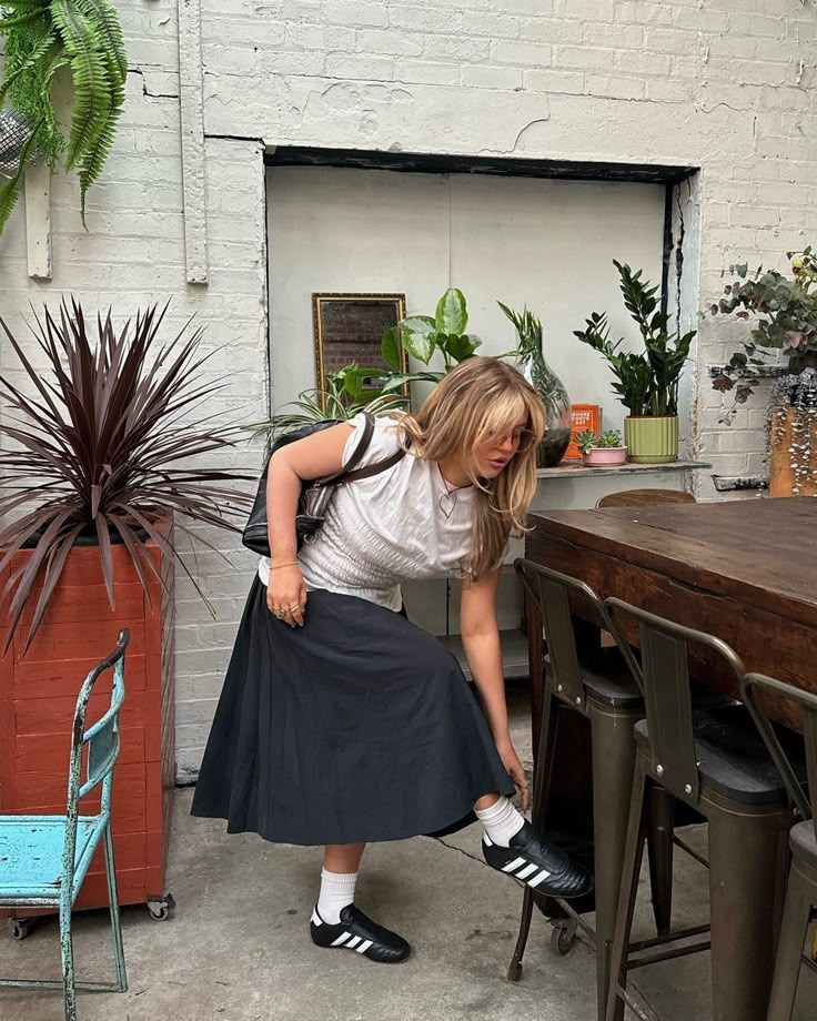 Tênis slip-on: tendência de estilo e conforto que promete dominar 2025 Tênis slip-on