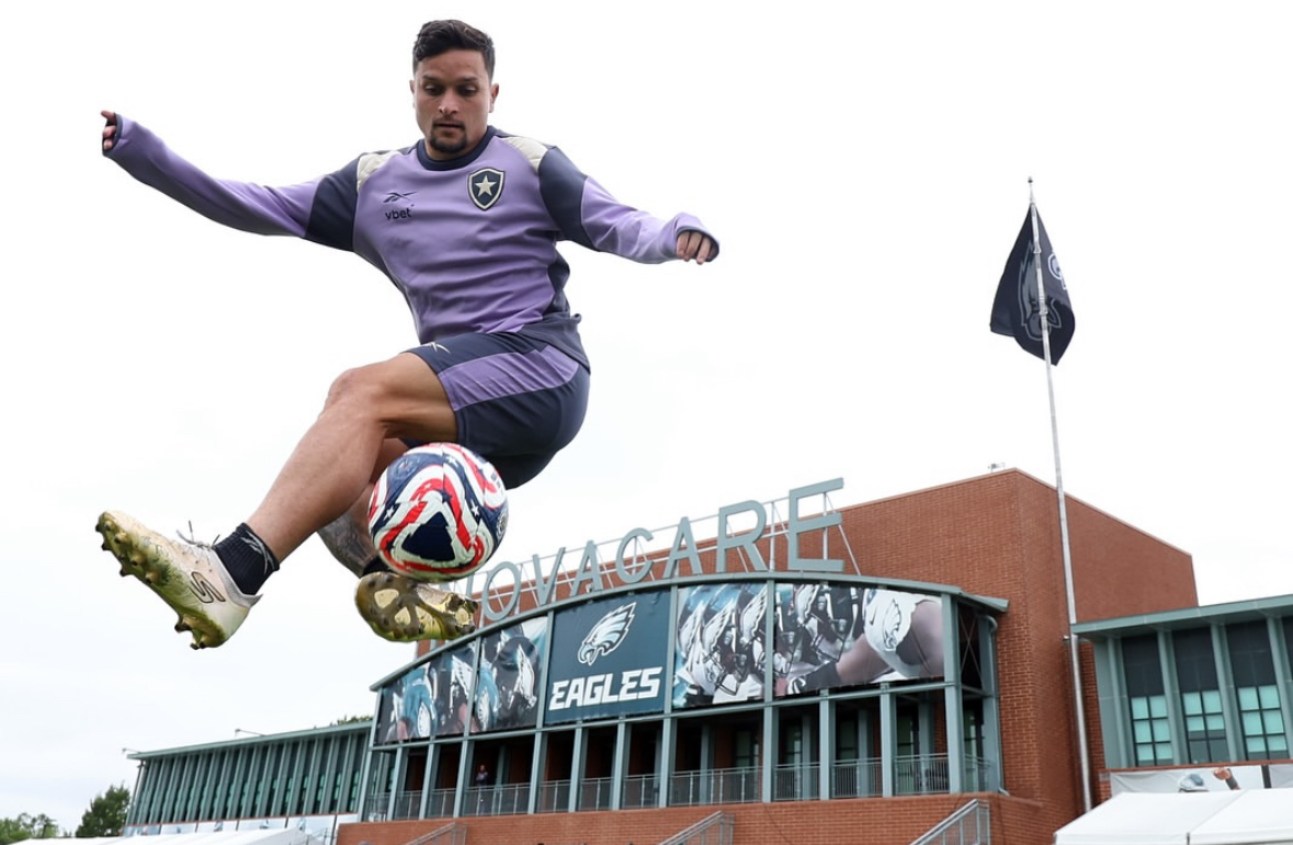 Arbitragem francesa comanda jogo entre Palmeiras e Botafogo no mundial Botafogo treinado para o jogo contra o palmeiras