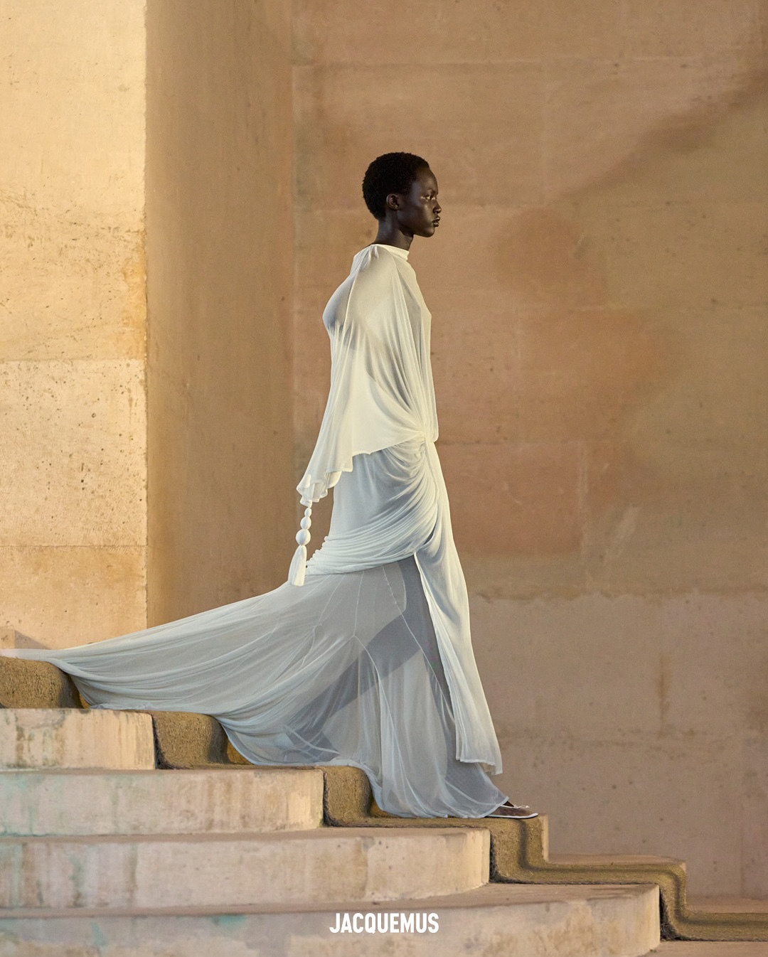 Jacquemus aposta em desfile narrativo na Semana de Moda de Paris Jacquemus aposta em desfile narrativo na Semana de Moda de Paris