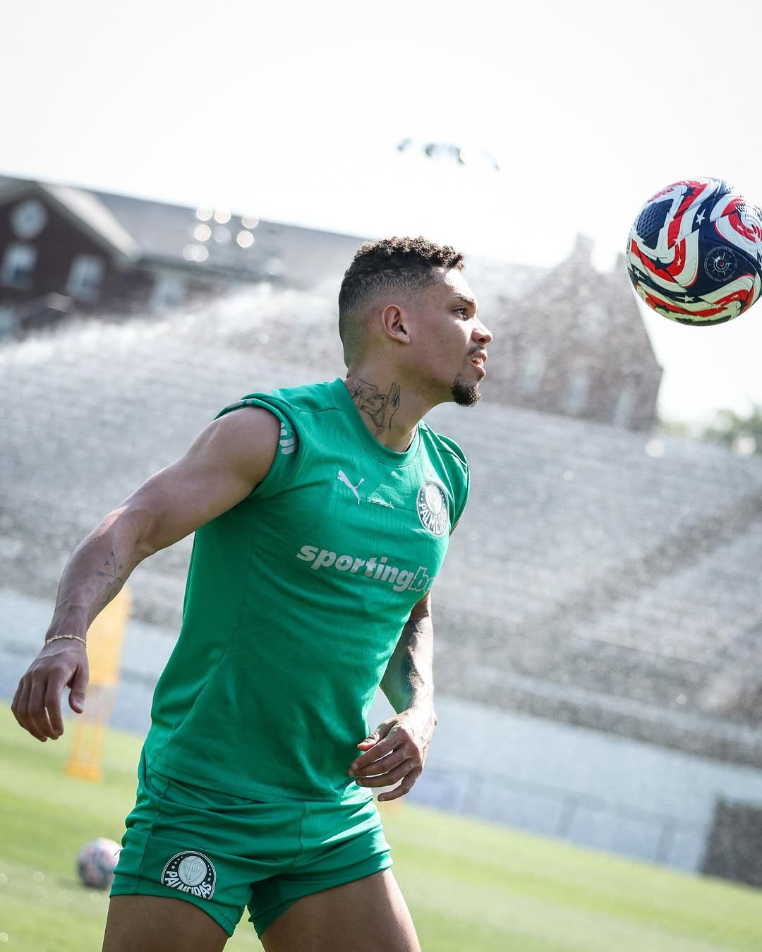 Palmeiras treina para o Mundial ainda com elenco incompleto Paulinho