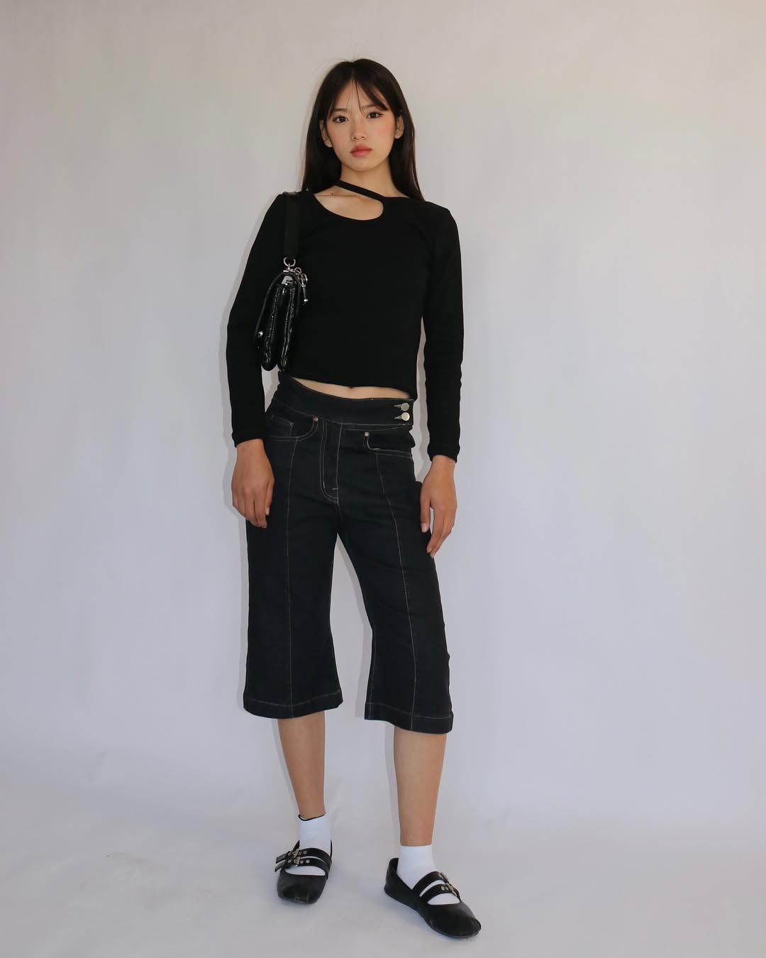 Calça Capri conquista espaço e renova tendências em 2025