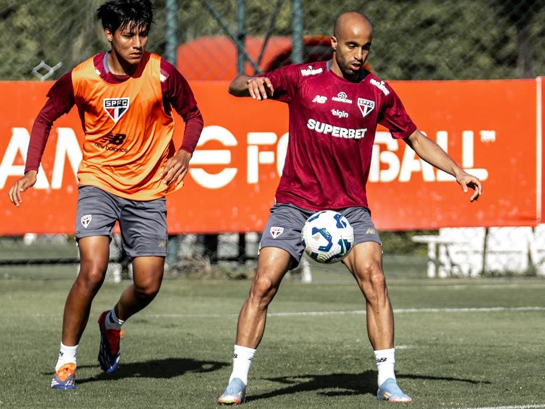 Lucas Moura volta a marcar e vira esperança do São Paulo no mata-mata da Libertadores
