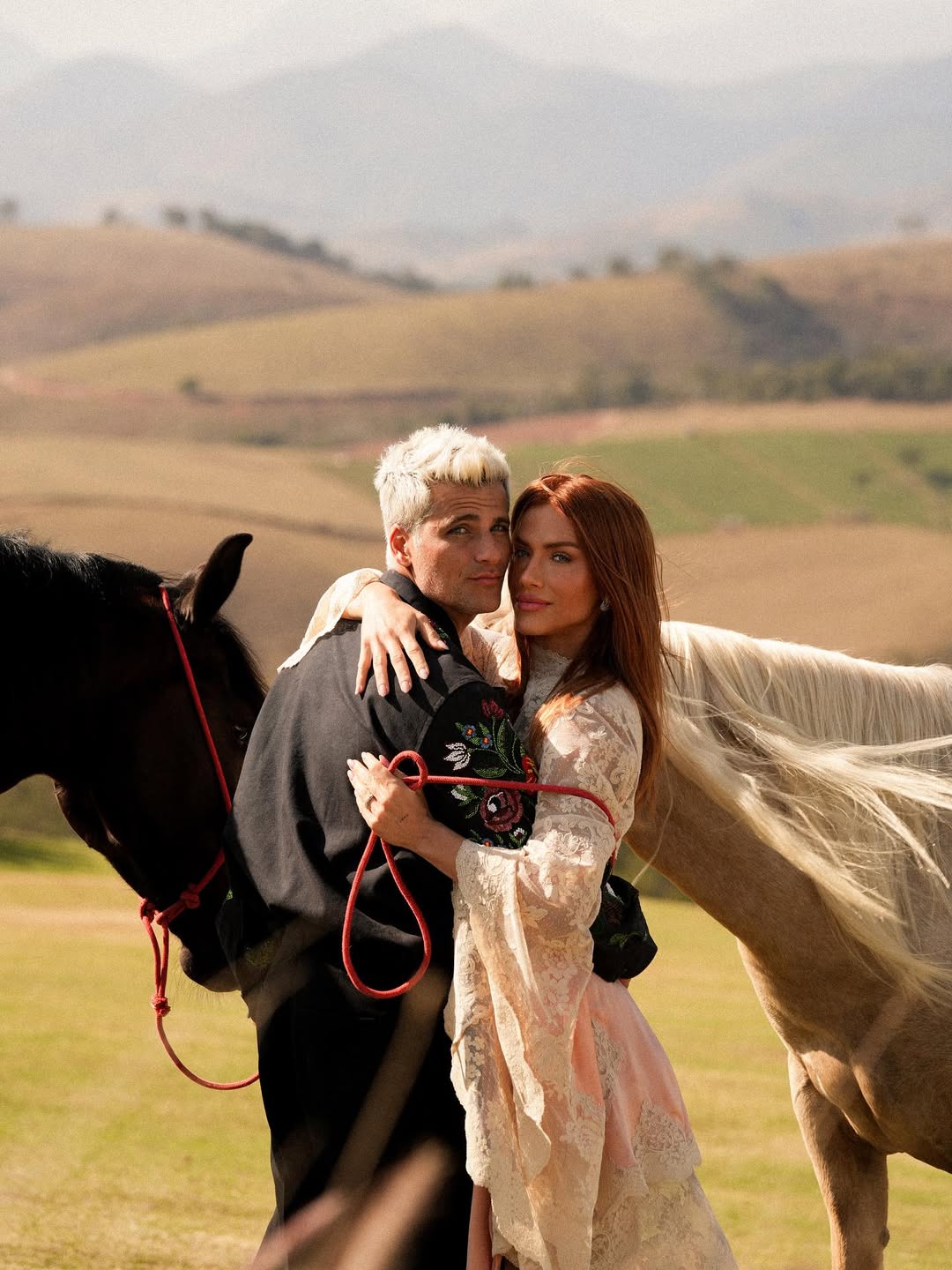 Giovanna Ewbank e Bruno Gagliasso renovam votos ao celebrar 15 anos de casamento Giovanna Ewbank e Bruno Gagliasso renovam votos ao celebrar 15 anos de casamento