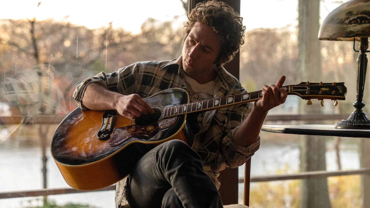 Cinebiografia de Bruce Springsteen ganha novo trailer