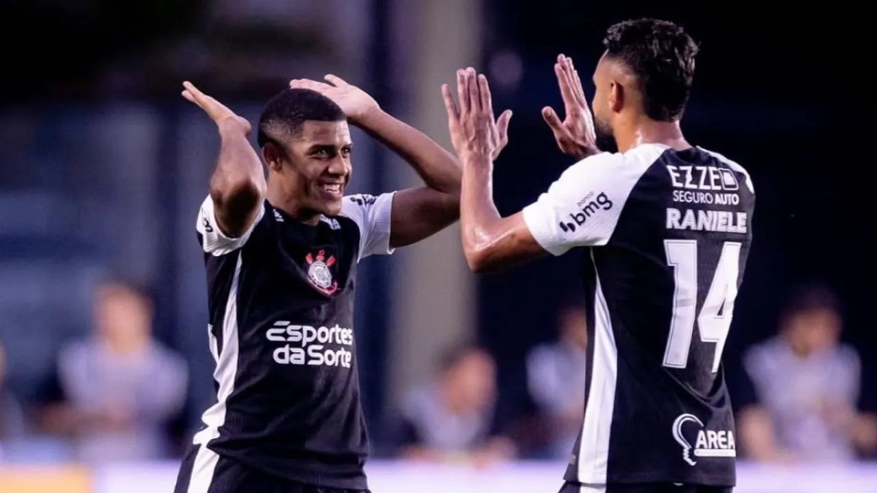 Foto destaque: Atletas do Corinthians comemoram vitória importante em São Januário (Reprodução/Instagram/@corinthians) 