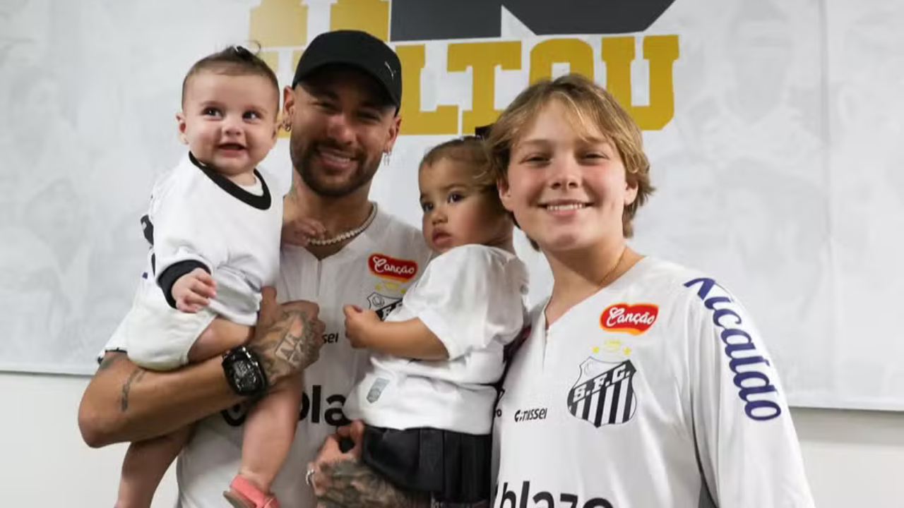 Davi Lucca, filho mais velho de Neymar, comemora seus 14 anos
