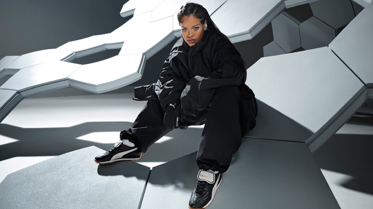 Rihanna celebra 20 anos de carreira em redes sociais