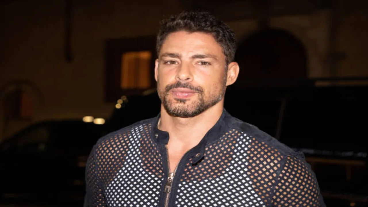 Cauã Reymond resgata estilo vintage em “Vale Tudo”