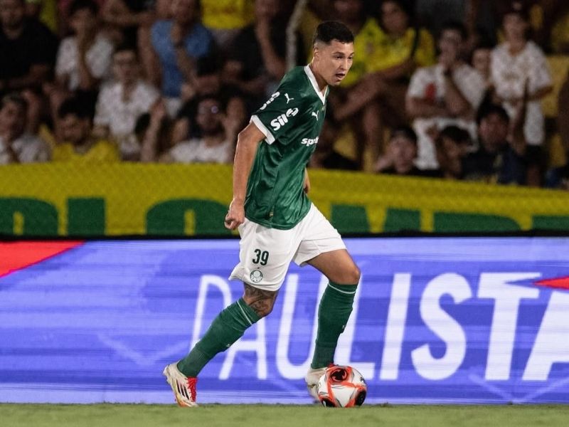 Negociações de atletas podem levar Palmeiras a ultrapassar R$ 700 milhões em vendas neste ano