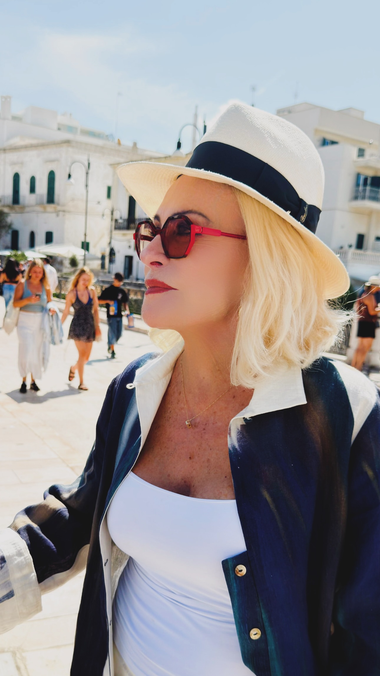 A apresentadora Ana Maria Braga em suas férias na Itália