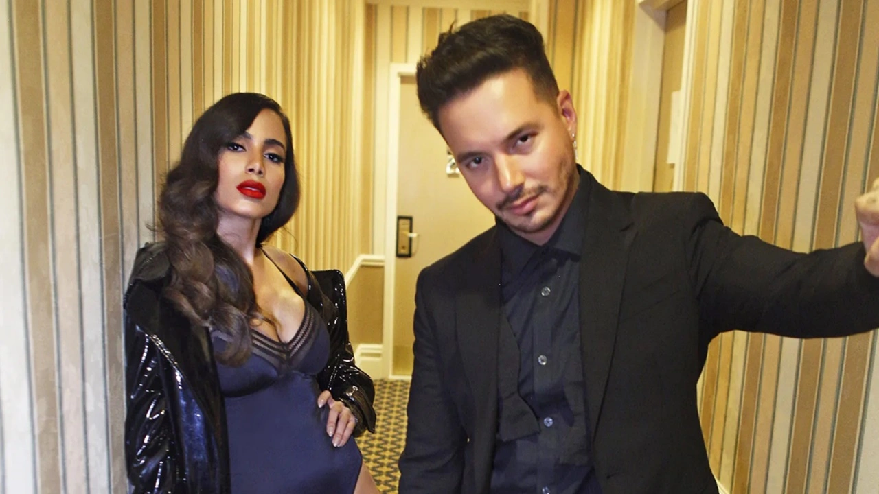 J Balvin fala sobre possível participação de Anitta no ‘The Town’