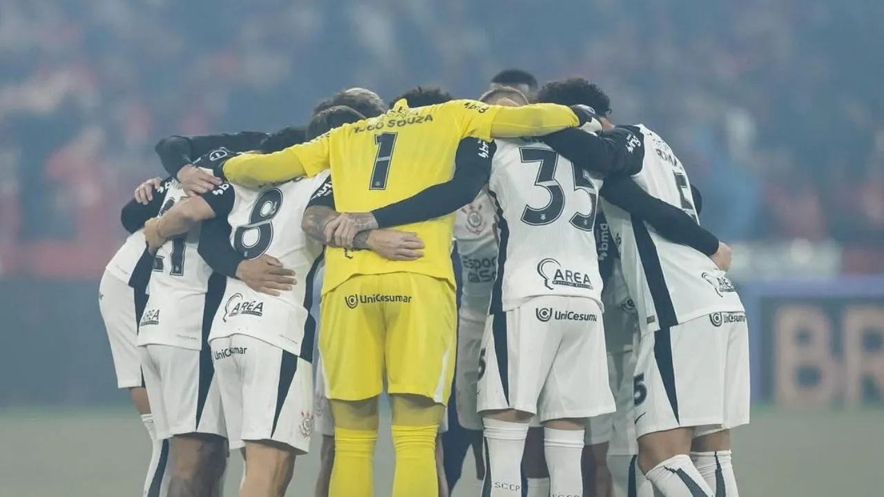 Corinthians garante vaga na semifinal da Copa do Brasil sem sofrer gols