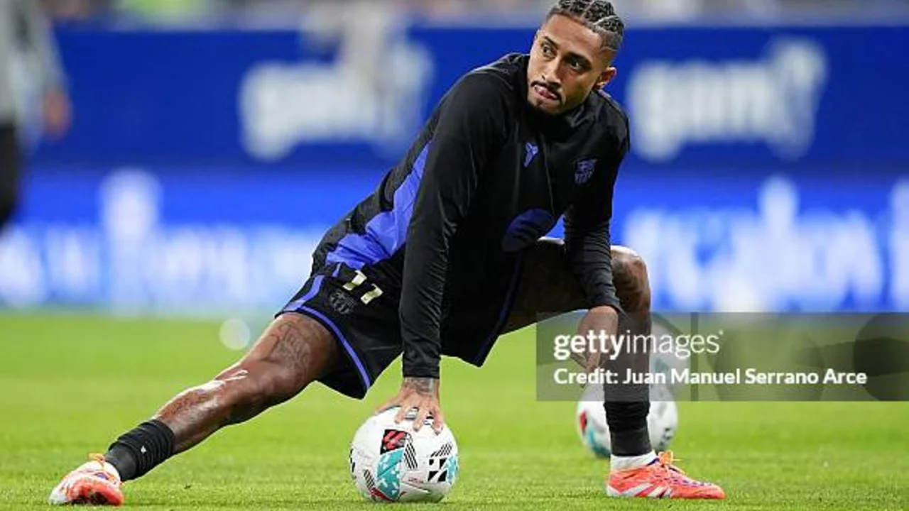 Barcelona sofre com desfalques e perde Raphinha para duelo contra PSG