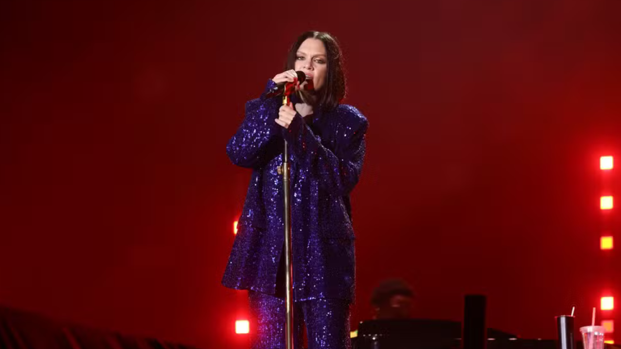 The Town: Jessie J se declara aos fãs brasileiros The Town: Jessie J se declara aos fãs brasileiros