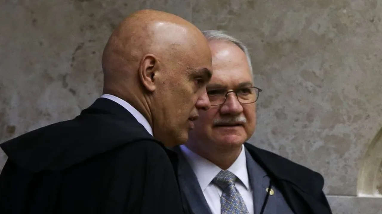 STF apresenta nova presidência: Fachin à frente e Moraes como vice