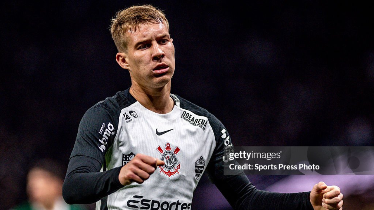 Corinthians recebe condenação da FIFA por dívida pelo volante Charles