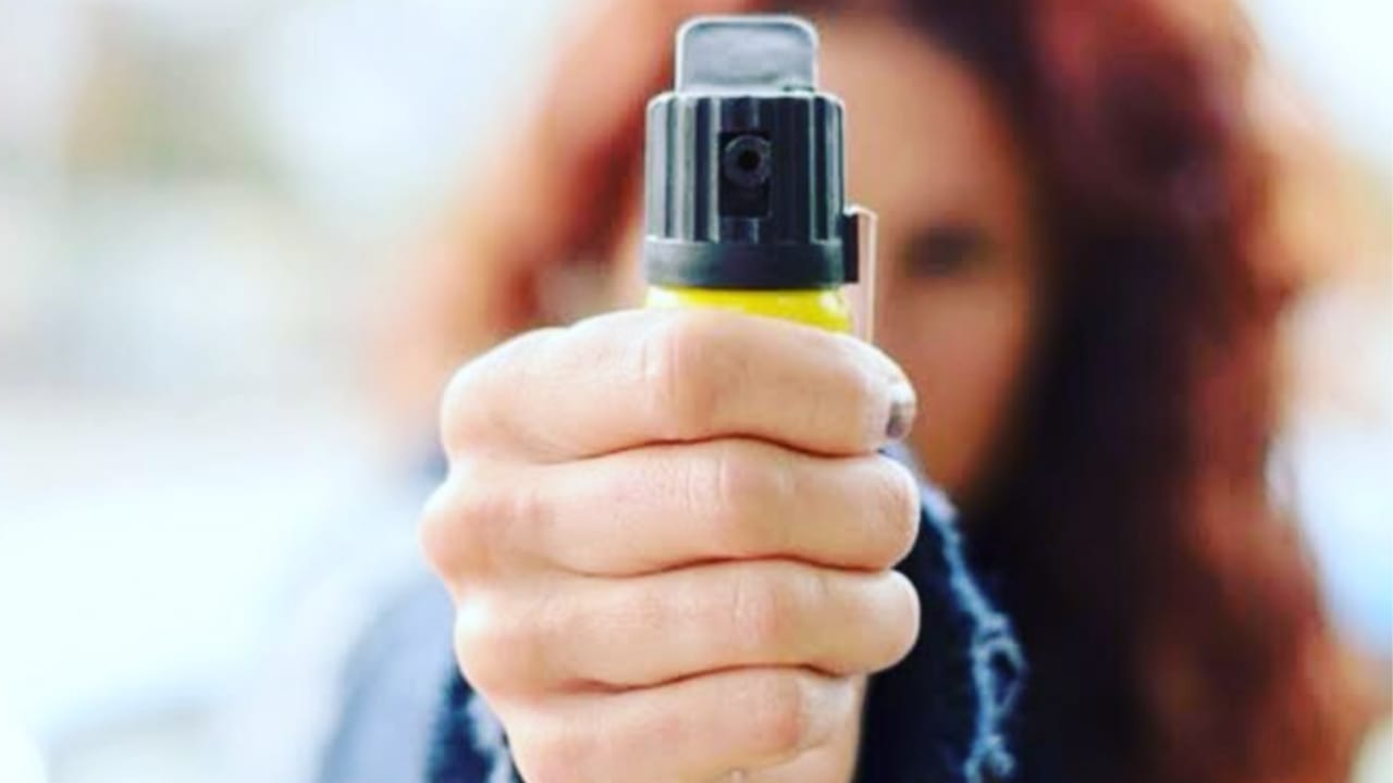 Alerj regulamenta uso de spray por mulheres vítimas de violência
