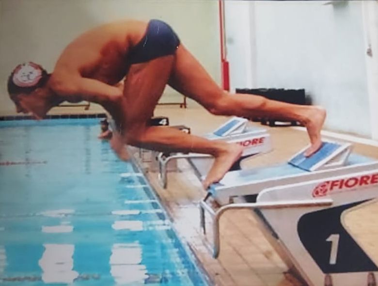 Natação e superação: a jornada de Maike Allan, ex-BBB que transformou o esporte em lição de vida