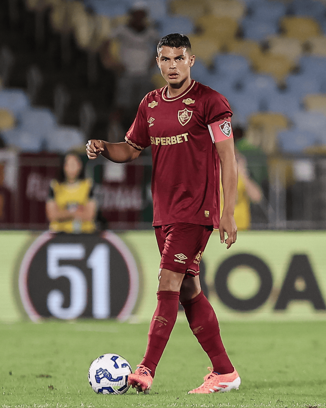 Thiago Silva projeta aposentadoria no Fluminense, mirando no título da Copa do Brasil