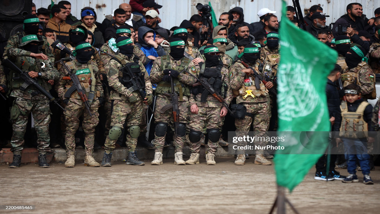 Hamas libera seis reféns na primeira fase do cessar-fogo | Reprodução/NurPhoto/Getty Images Embed