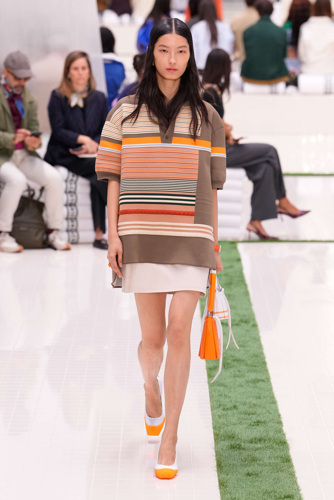 Desfile atlético da Lacoste chama atenção na Semana de Moda de Paris