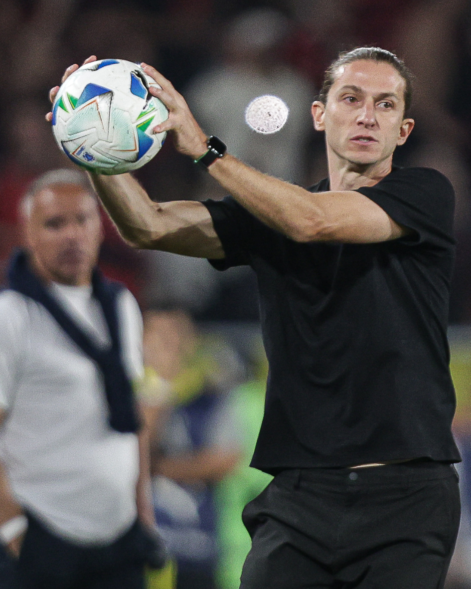 Após decisão de absolvição pela Justiça do Rio, Filipe Luís fala sobre caso dos Garotos do Ninho Após decisão de absolvição pela Justiça do Rio, Filipe Luís fala sobre caso dos Garotos do Ninho