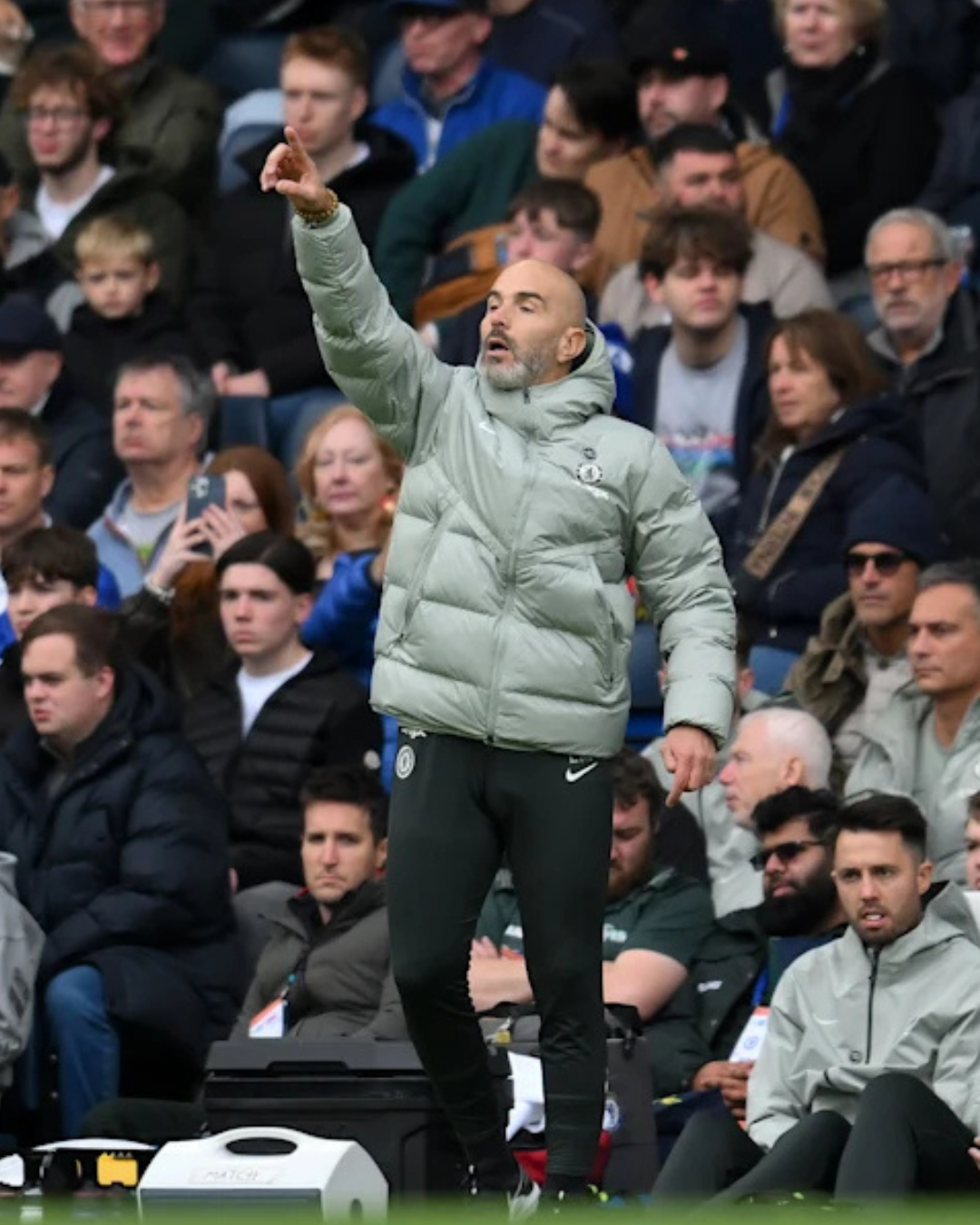 Enzo Maresca critica atacante que foi expulso durante partida na Copa da Liga