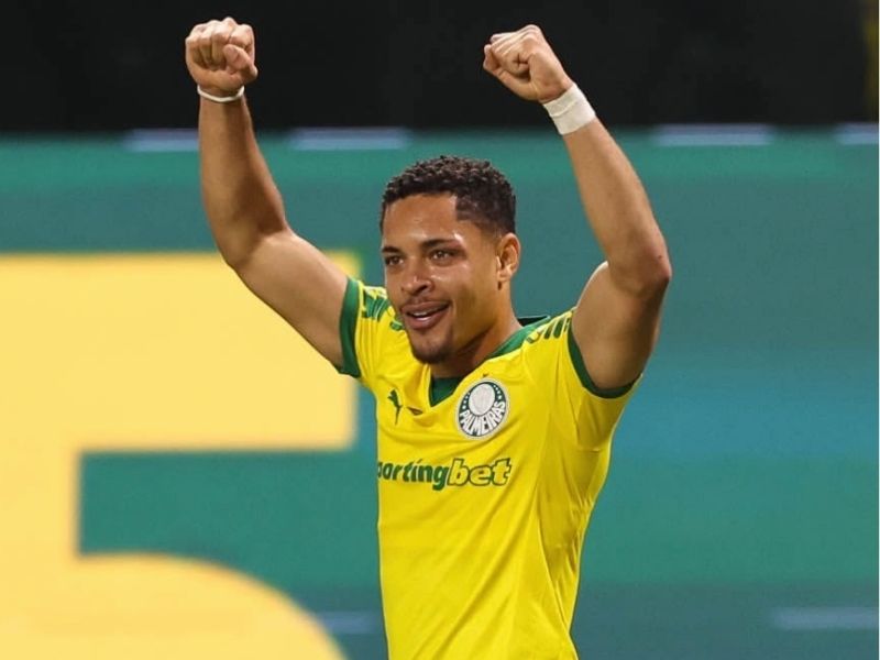 Vitor Roque e Rayan pedem passagem na Seleção Vitor Roque e Rayan pedem passagem na Seleção