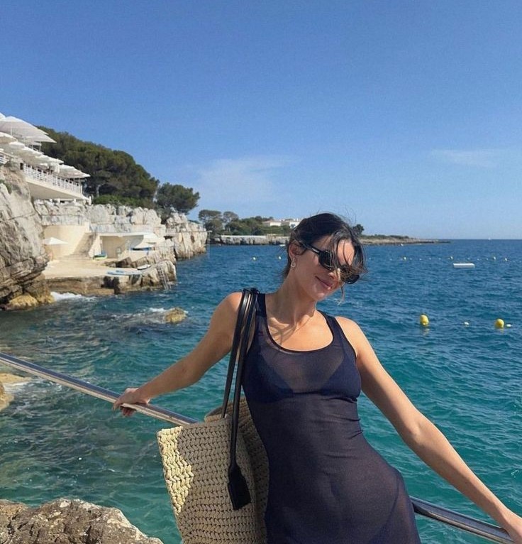 Bolsa de palha retorna as tendências para o verão