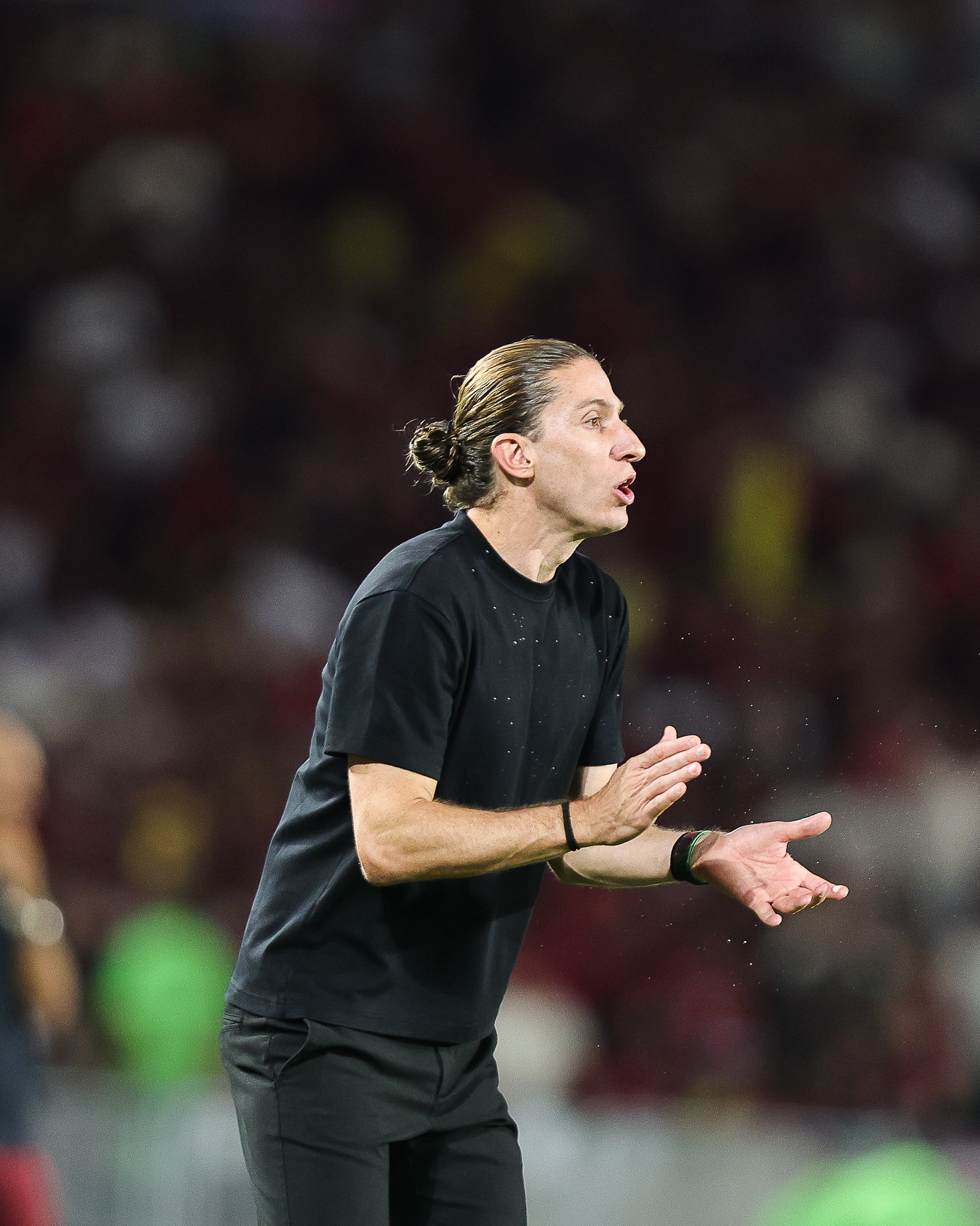 Ex-seleção Brasileira revela que Atlético de Madrid planeja contratar Filipe Luís