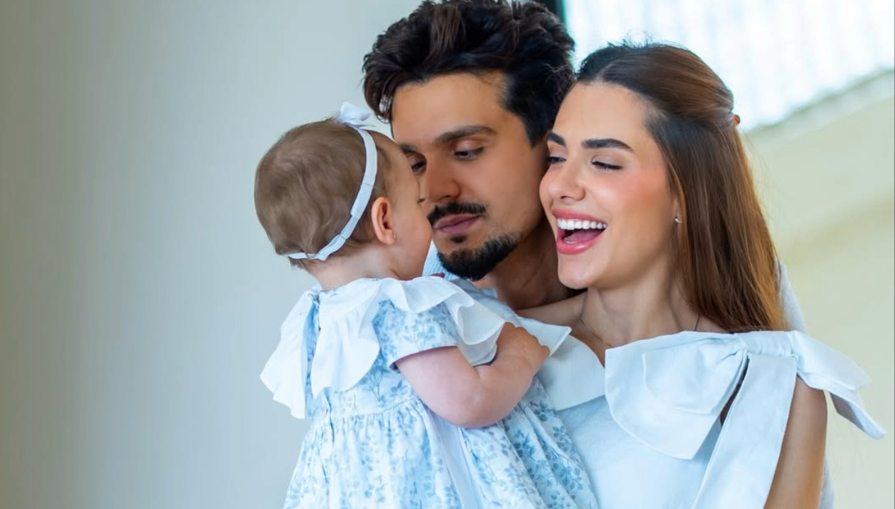 Jade Magalhães compartilha raros cliques em família