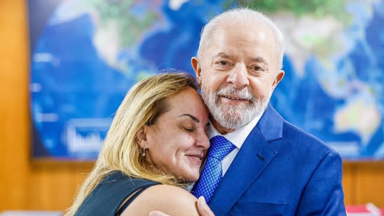 Filha de Lula é internada após mal-estar em Niterói