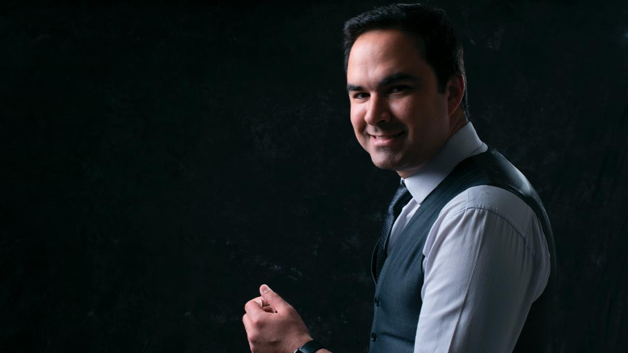 Dr. Cássio Vilhena explica como o Ignite RF eleva o padrão de acabamento em cirurgias plásticas