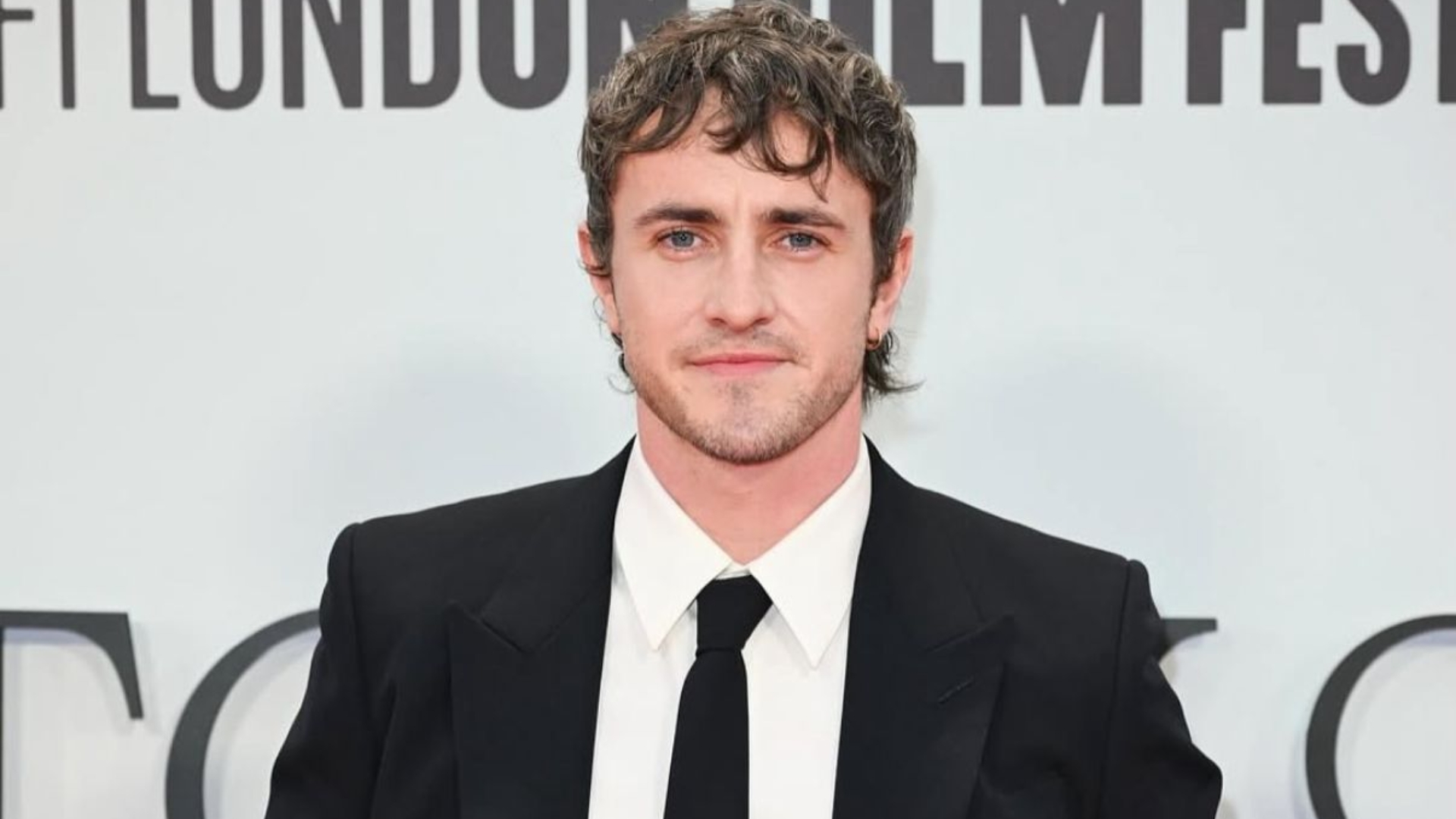 Paul Mescal surge como Shakespeare em cena inédita de Hamnet