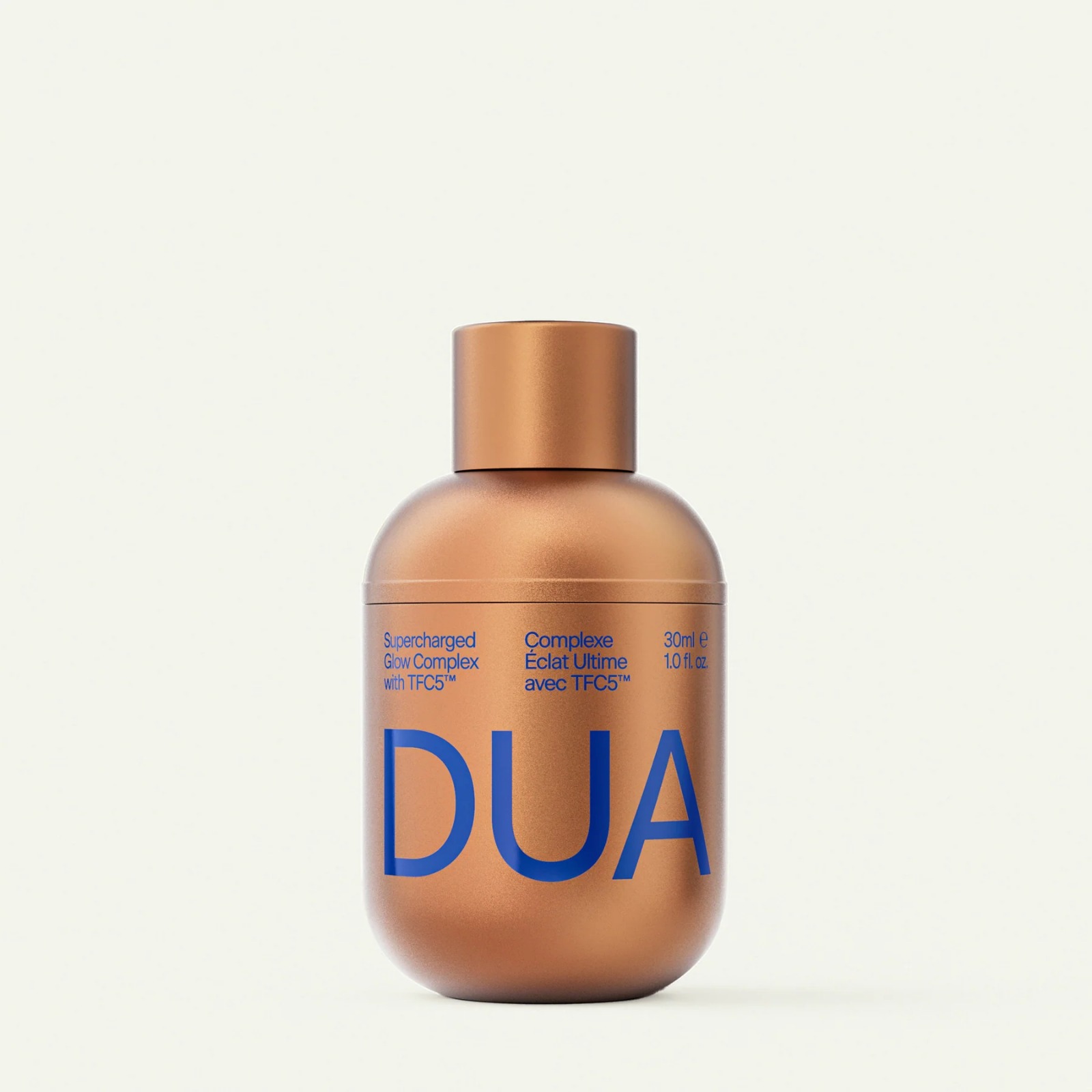 Dua Lipa estreia no mundo da beleza com a marca DUA em parceria com a Augustinus Bader DUA Supercharged Glow Complex