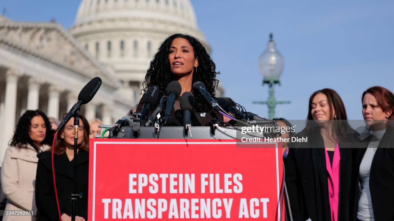 Câmara dos EUA aprova abertura de arquivos do caso Epstein