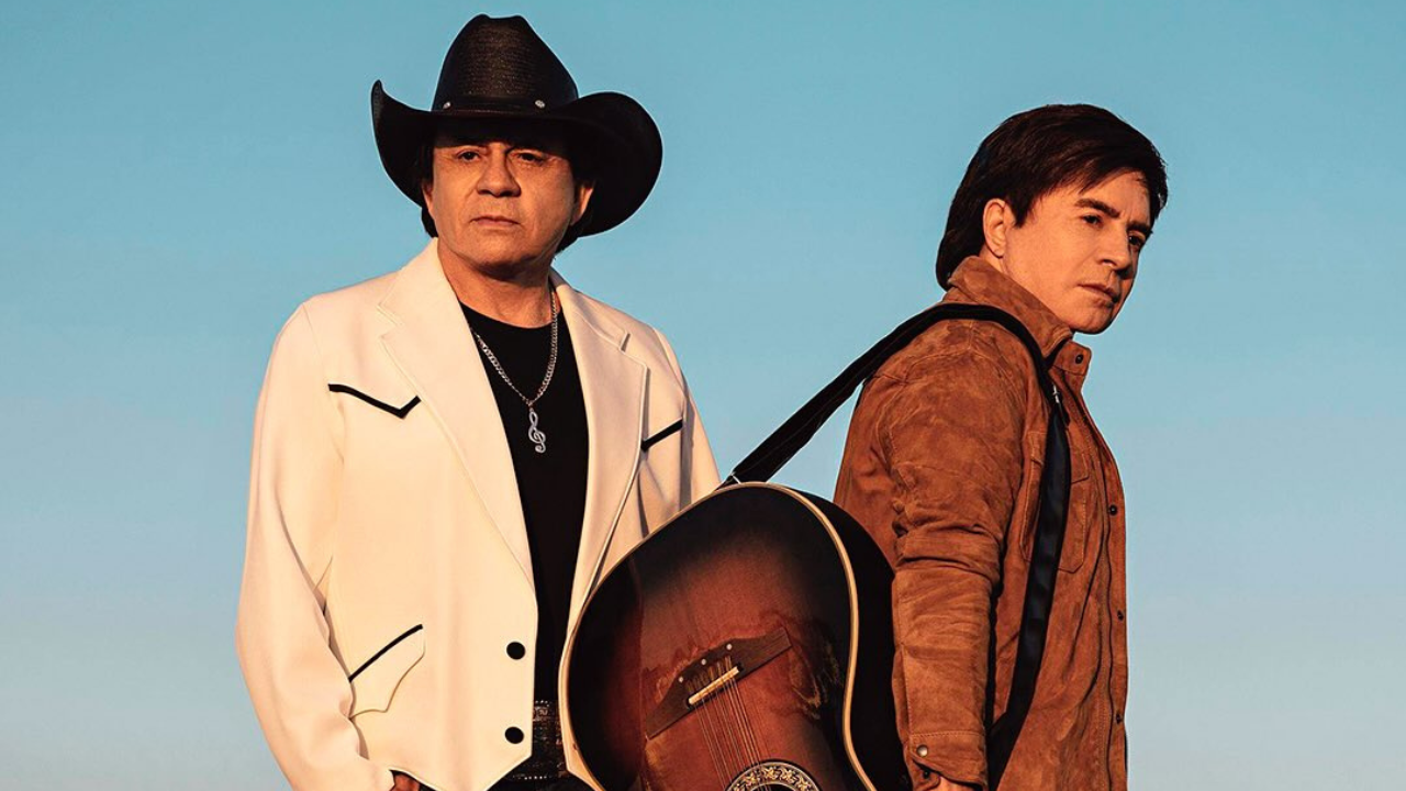 A dupla sertaneja Chitãozinho & Xororó | Reprodução/Instagram/@chxoficial