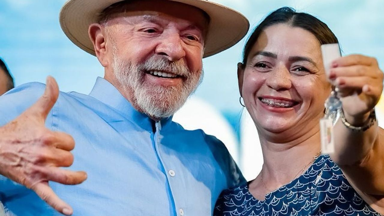 Lula e moradora do Imperatriz no Maranhão | Reprodução/Instagram/@lulaoficial
