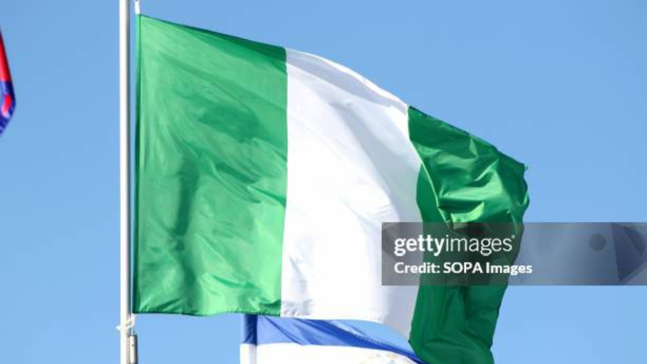 Homens armados invadem escola na Nigéria e sequestram alunos