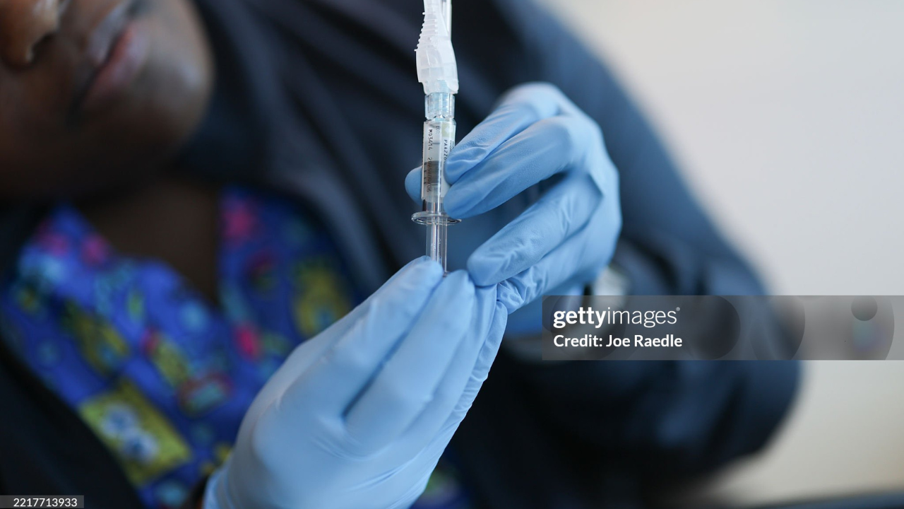 Injeção inovadora contra o vírus HIV começa a ser aplicada