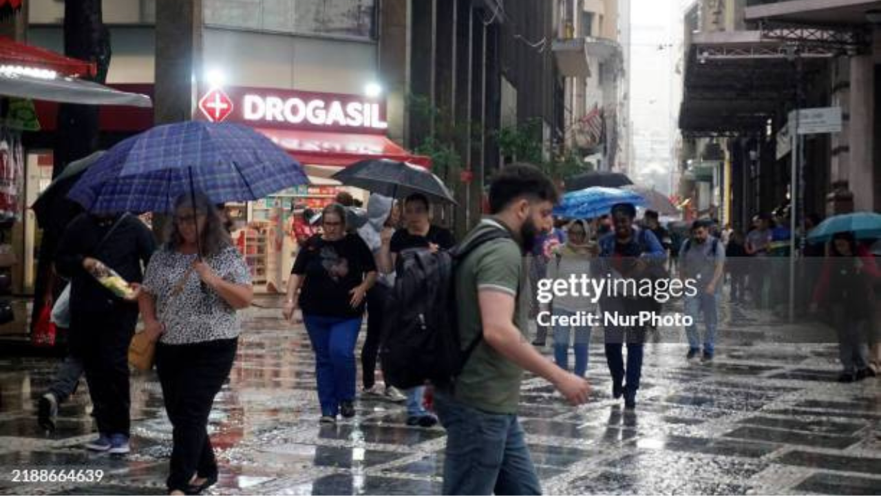 Brasil registra menores níveis de pobreza e extrema pobreza da série histórica do IBGE