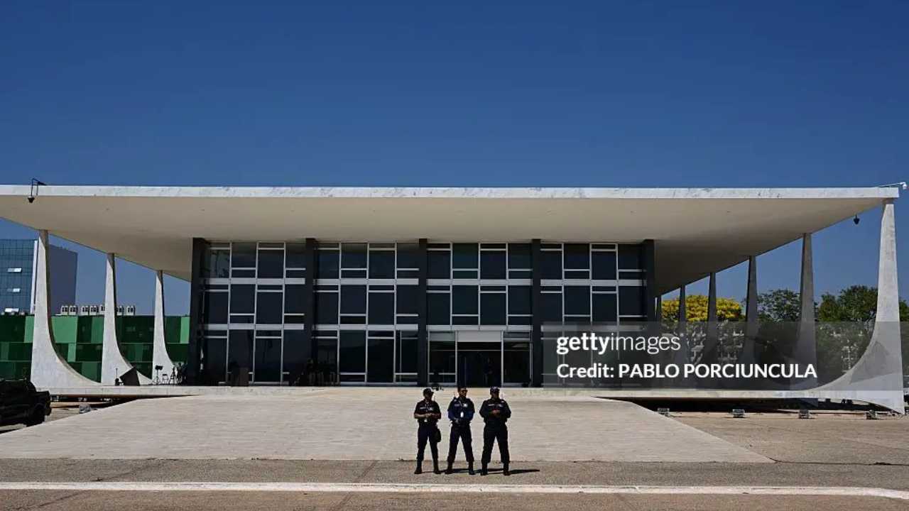 Nunes Marques, ministro do STF, derruba autorizações municipais para exploração de loterias e bets