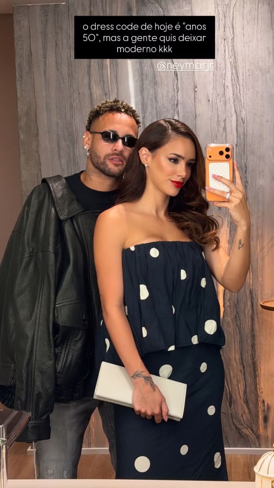 Neymar e família roubam a cena em noite retrô, em São Paulo